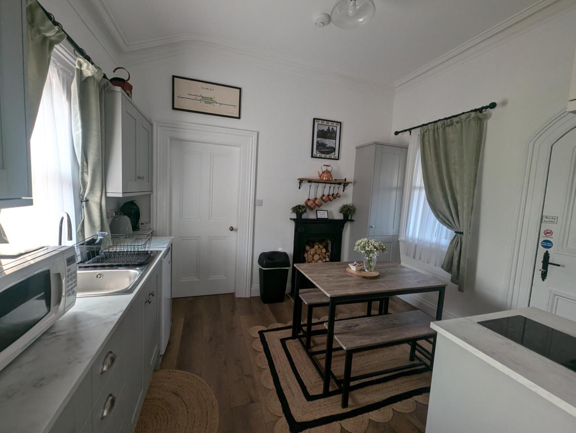 The Railway Sleeper Apartment Cullybackey